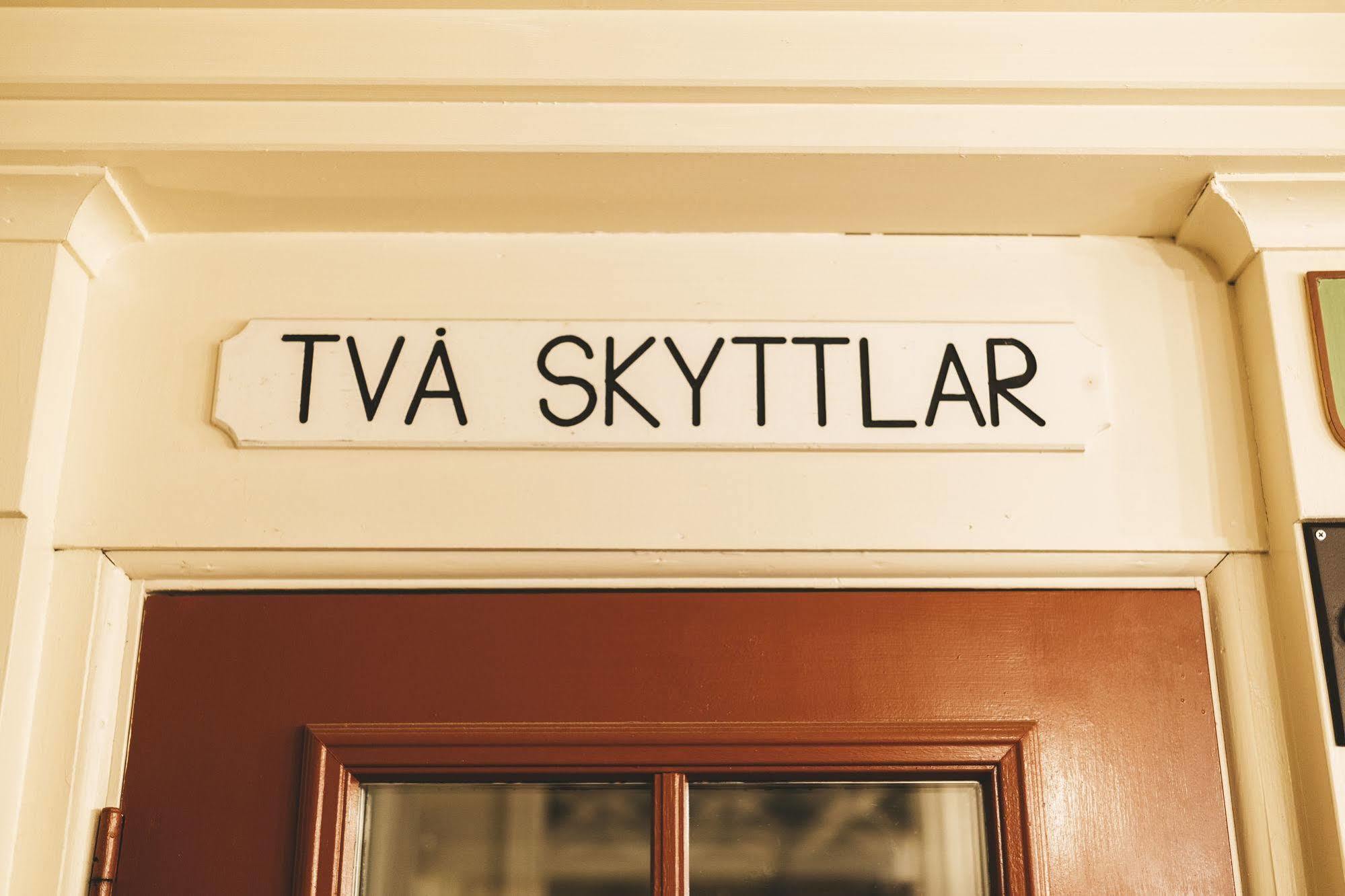Tva Skyttlar Hotel Orby Luaran gambar